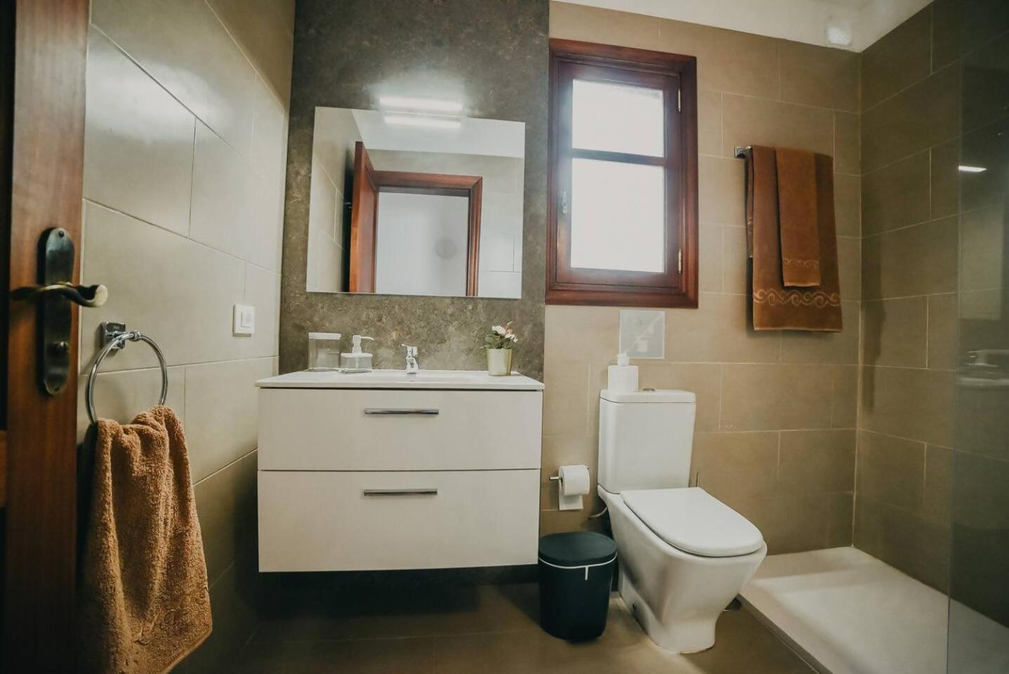 Agradable Y Familiar Con Piscina Casa Inima Villa Playa Blanca  Bagian luar foto