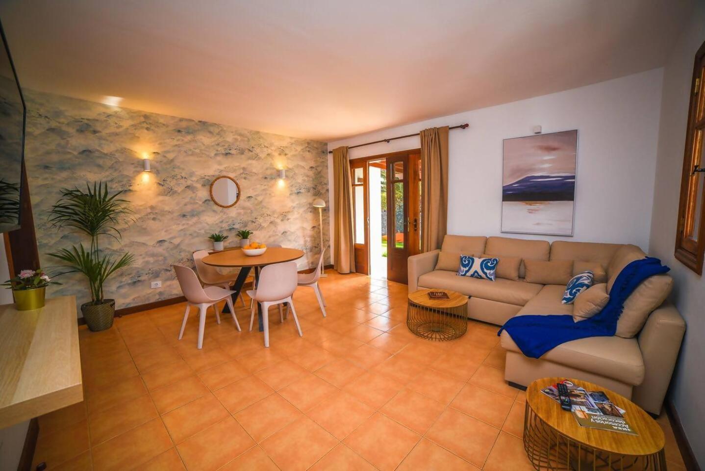 Agradable Y Familiar Con Piscina Casa Inima Villa Playa Blanca  Bagian luar foto
